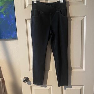 HALARA Flex High Waisted Crossover Pocket Washed Stretchy Knit Denim Leggings